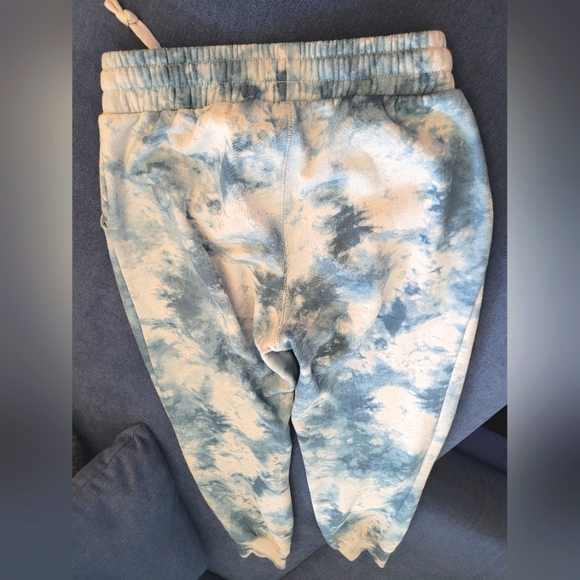 Lucky Matching Blue Tie-Dye Lounge Set, Top & Bottom XS - Picture 11 of 11